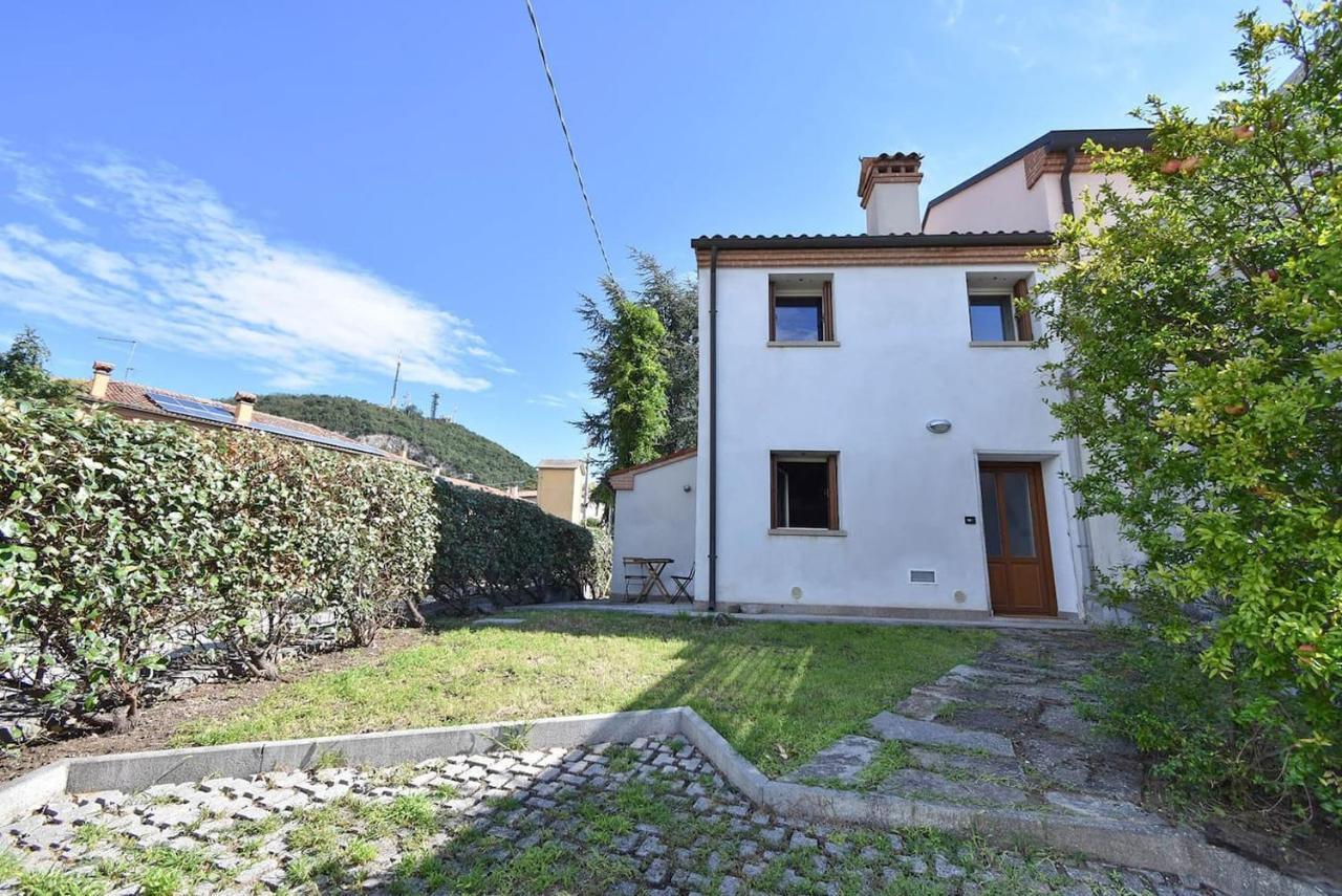Calaone Wondeful Duplex Apartment Con Parcheggio X4 Baone Exterior photo